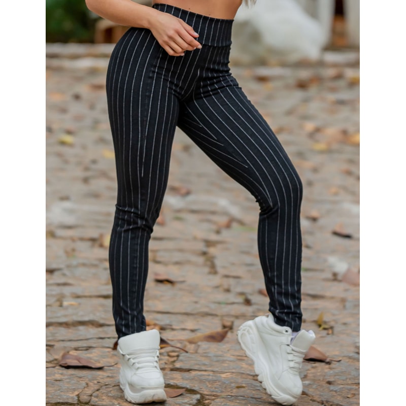 Calça Feminina Montaria Preta com Listas | Ref: 3.3.2507-3147