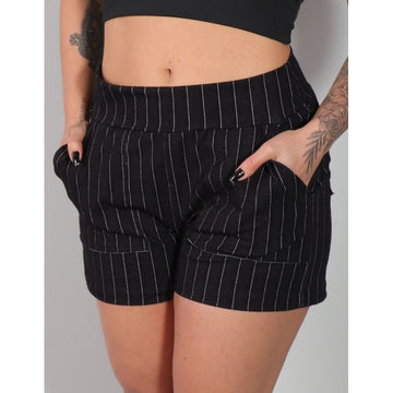 Short Feminino Estilo Alfaiataria com Risca de Giz e Bolsos | Ref: 3.3.2528-3147