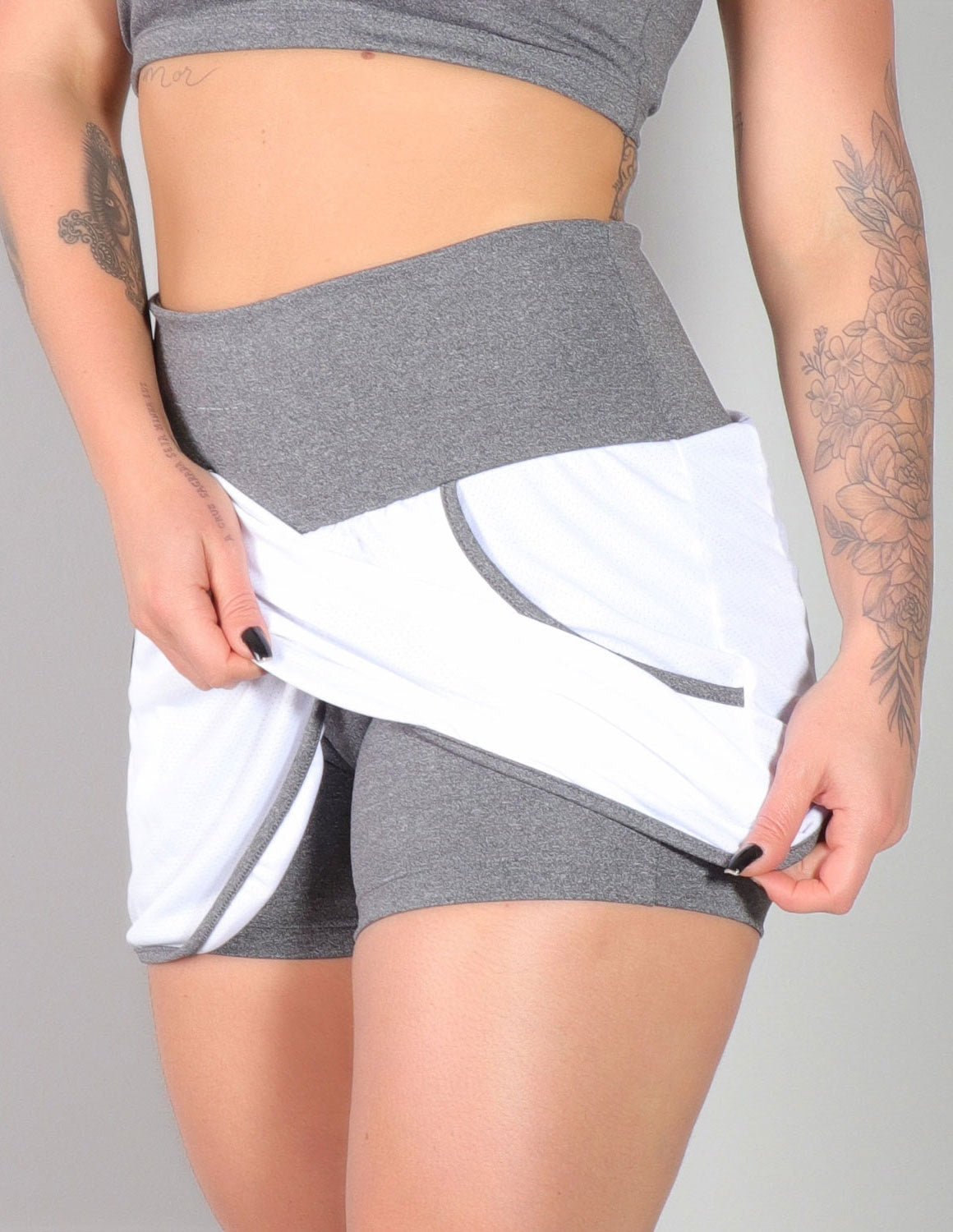 Shot Saia Branco com Saia Dry Fit Mescla com Bolsos | Ref: 4.4.1584-0203