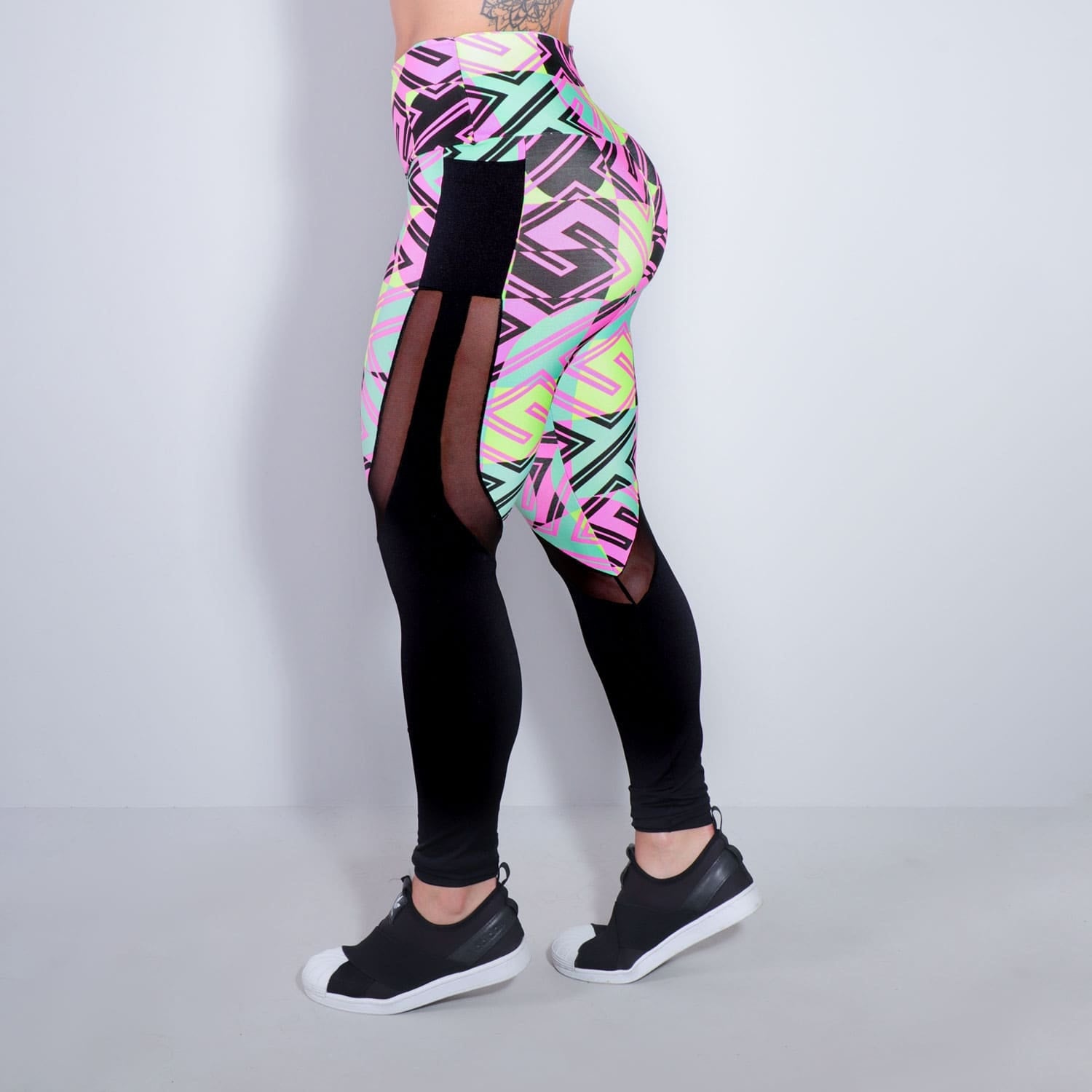 Calça Legging Estampada com Tule e Bolsos | Ref: 4.4.1815-3183