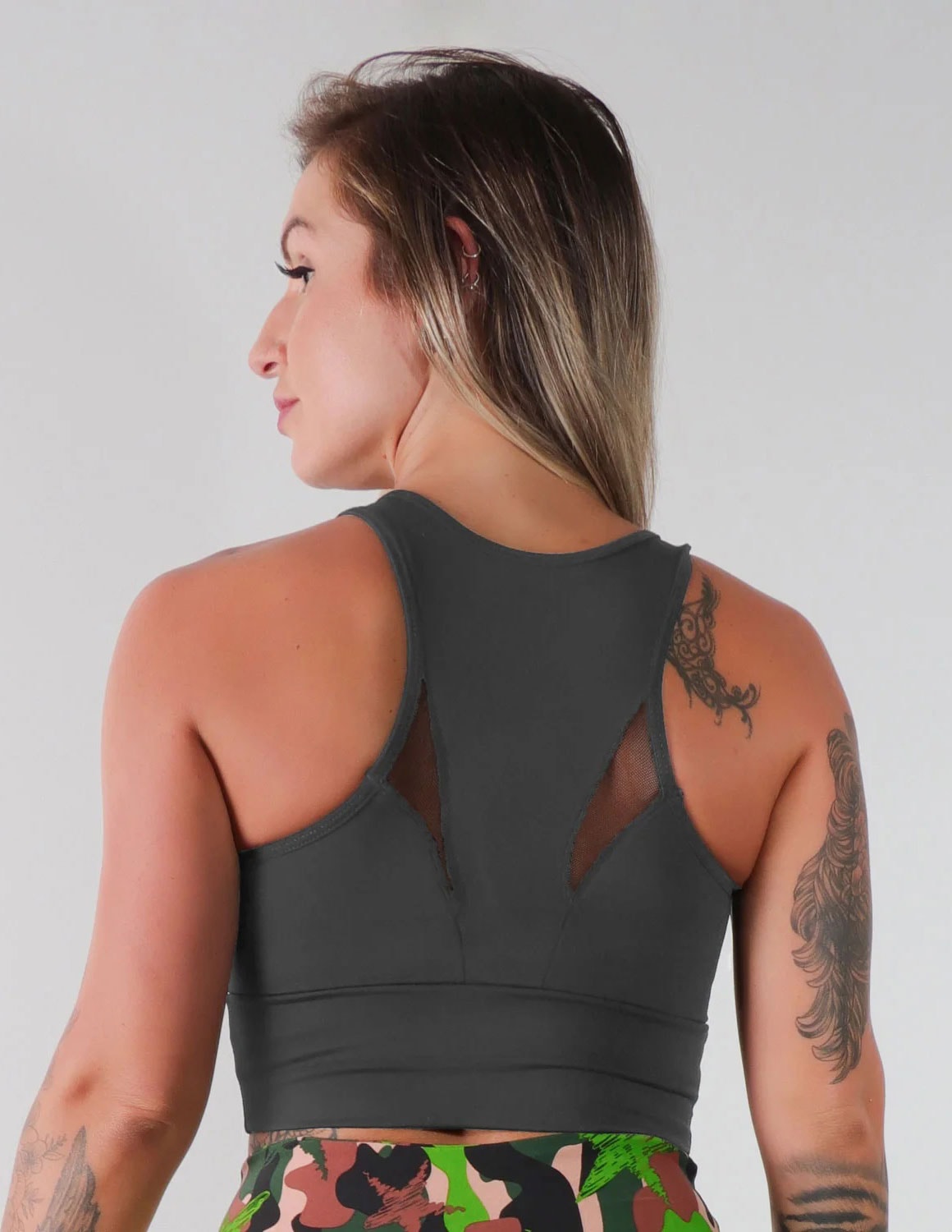 Cropped Grafite com Bojo e Recortes de Tule | Ref: 4.4.4093-28