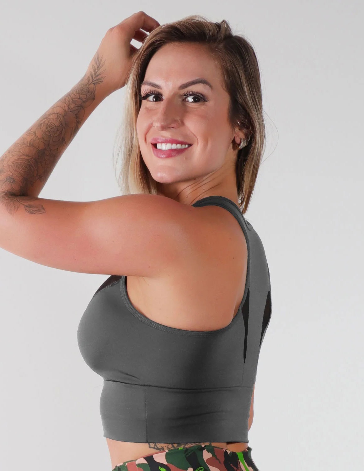 Cropped Grafite com Bojo e Recortes de Tule | Ref: 4.4.4093-28