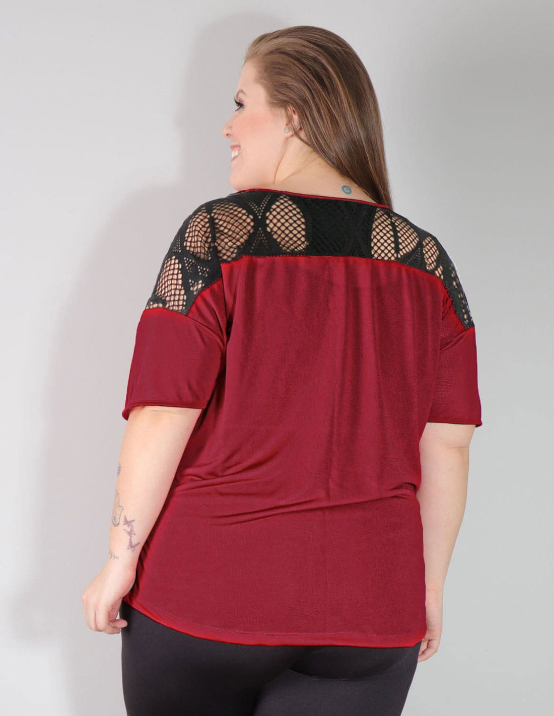 Blusa Plus Size Vinho em Dry Fit com Tela Preta | Ref: 4.4.4143-24