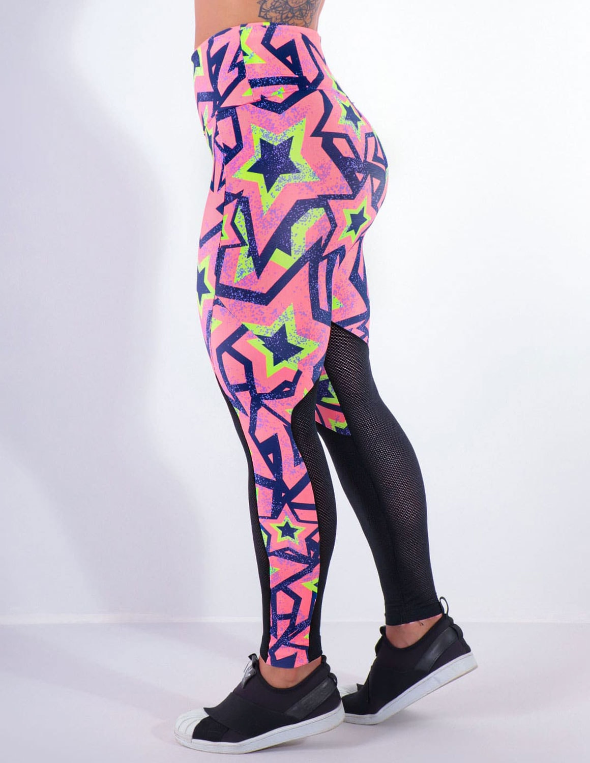 Calça Feminina com Estampa e Recortes de Tela | Ref: 4.4.4159-3171