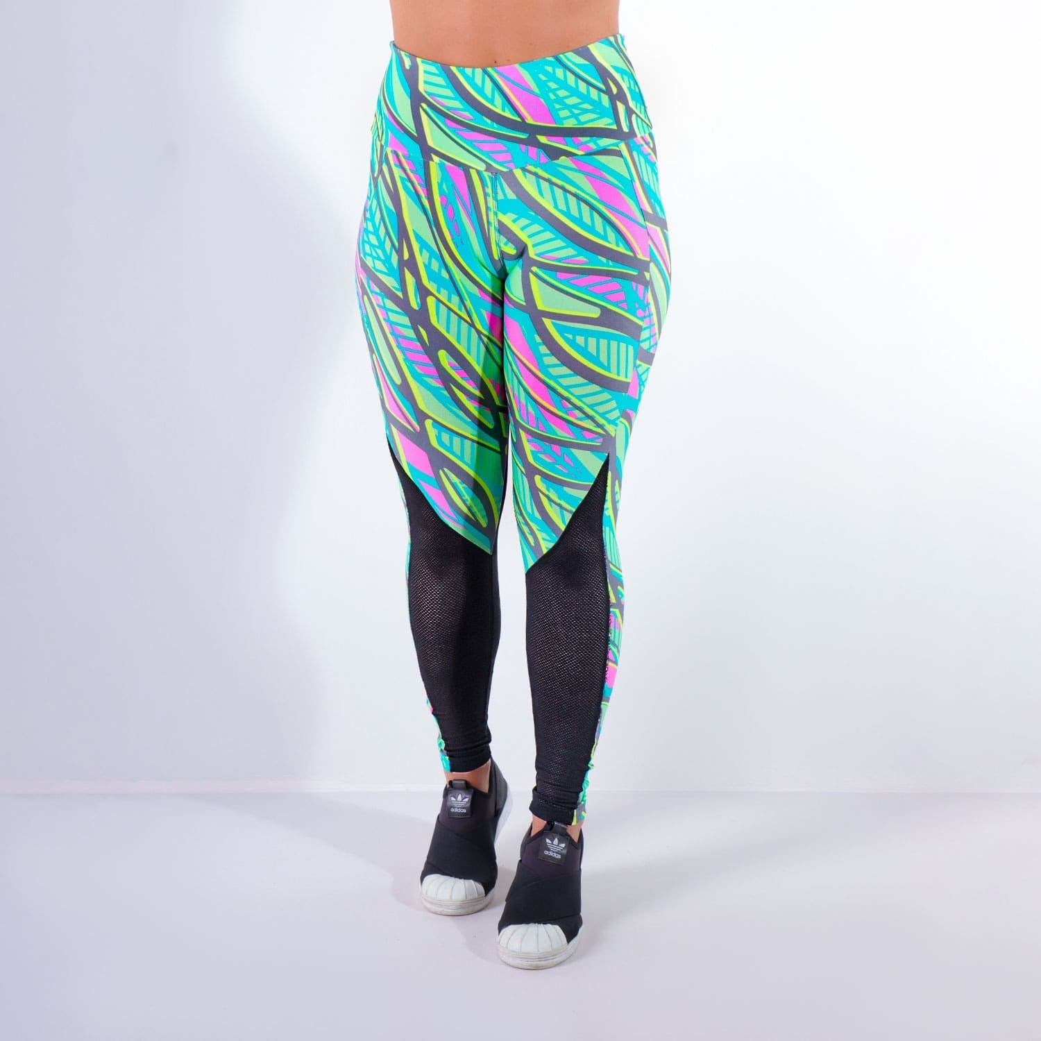 Calça Fitness Estampada com Tela Preta | Ref: 4.4.4159-3190
