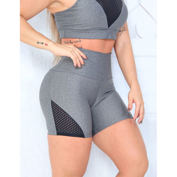 Short Feminino Fitness com Recortes de Tela Preta | Ref: 4.4.4226-03