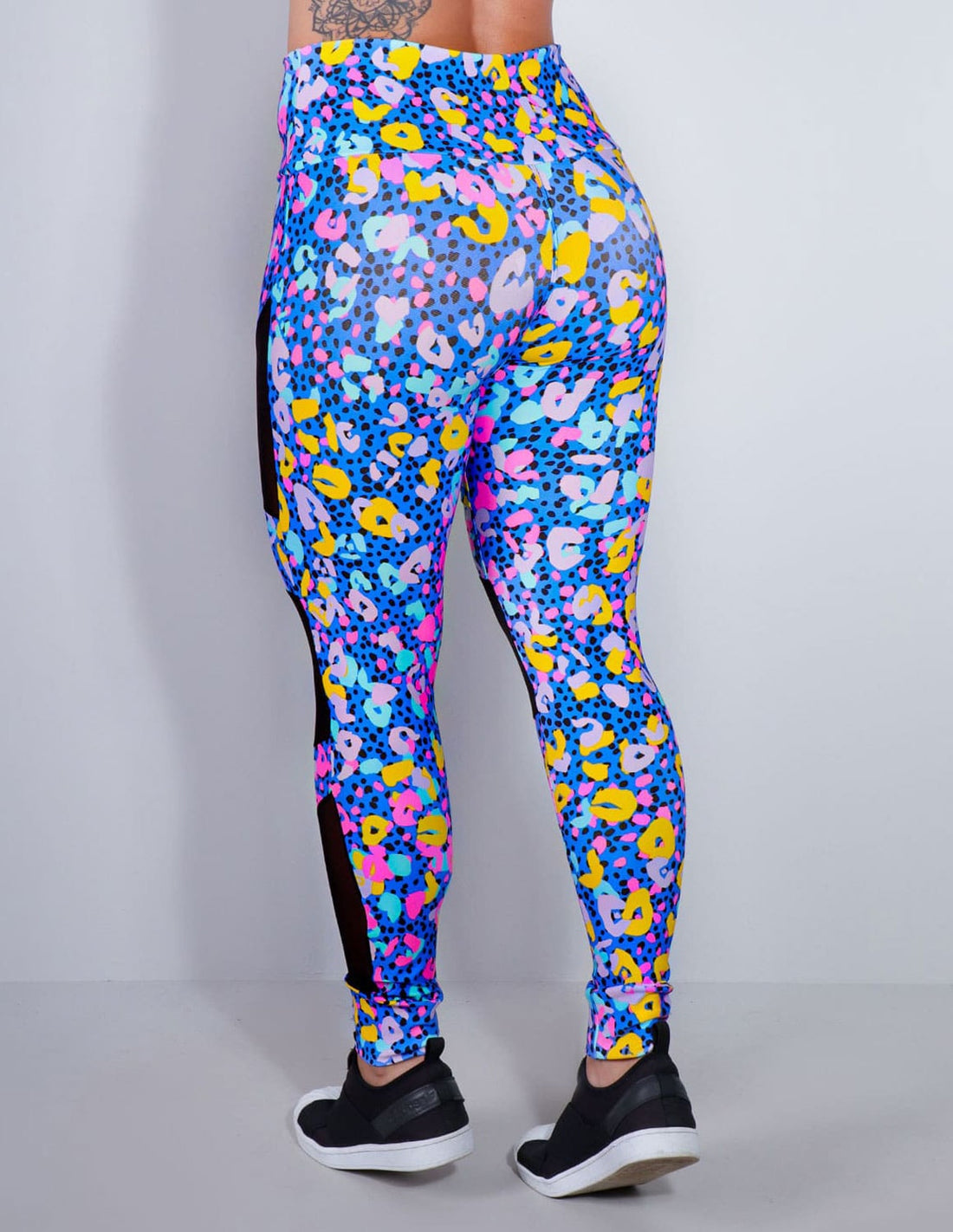 Calça Feminina Estampada com Recortes de Tule | Ref: 4.4.4252-3168