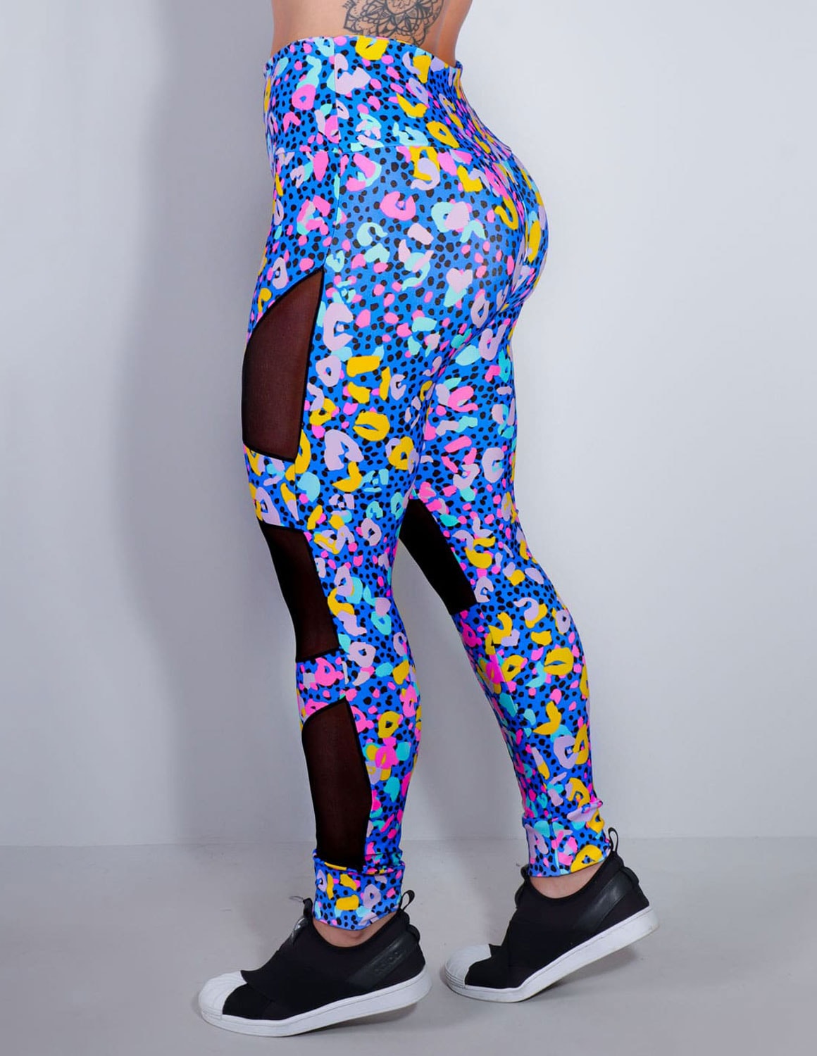 Calça Feminina Estampada com Recortes de Tule | Ref: 4.4.4252-3168