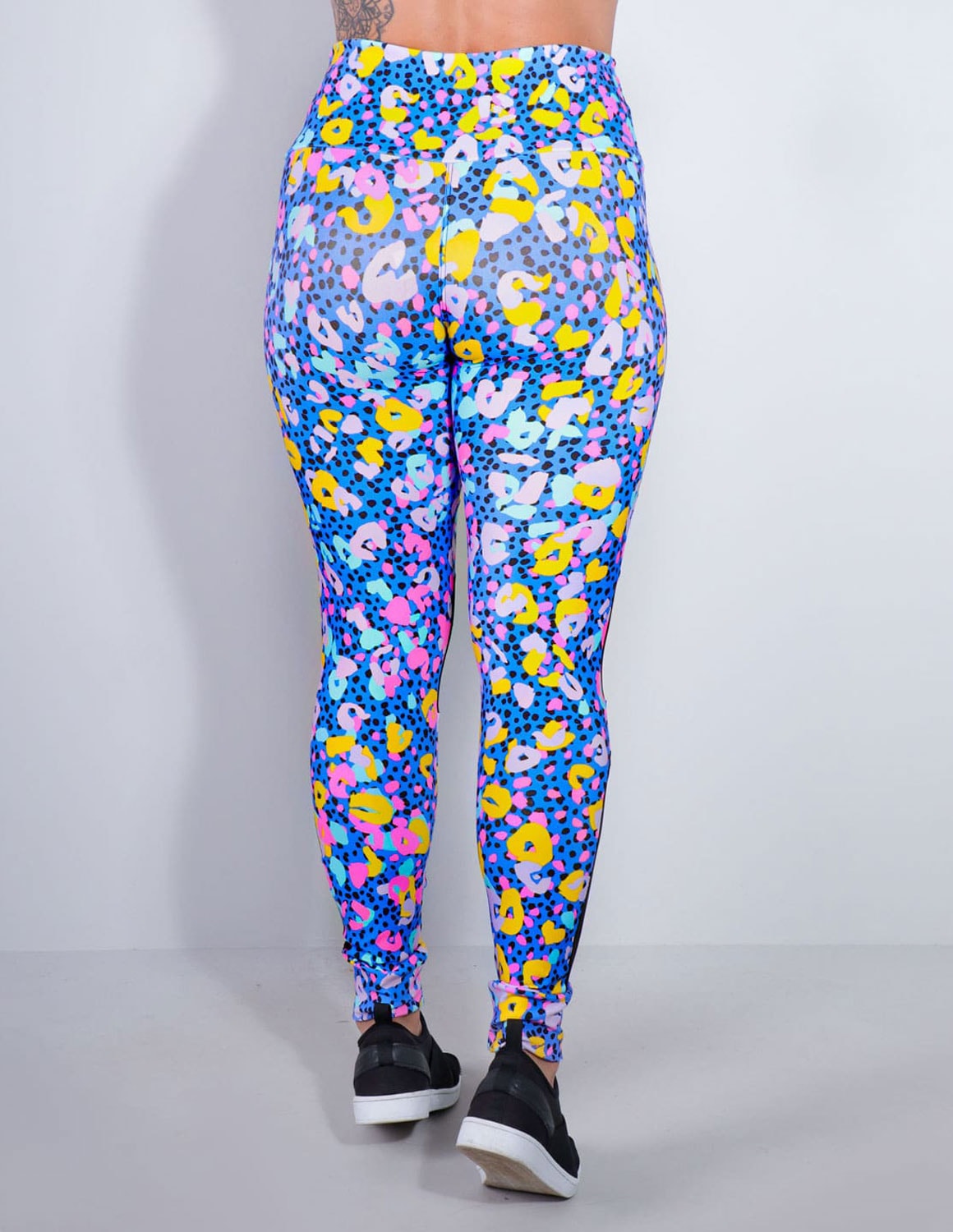 Calça Feminina Estampada com Recortes de Tule | Ref: 4.4.4252-3168