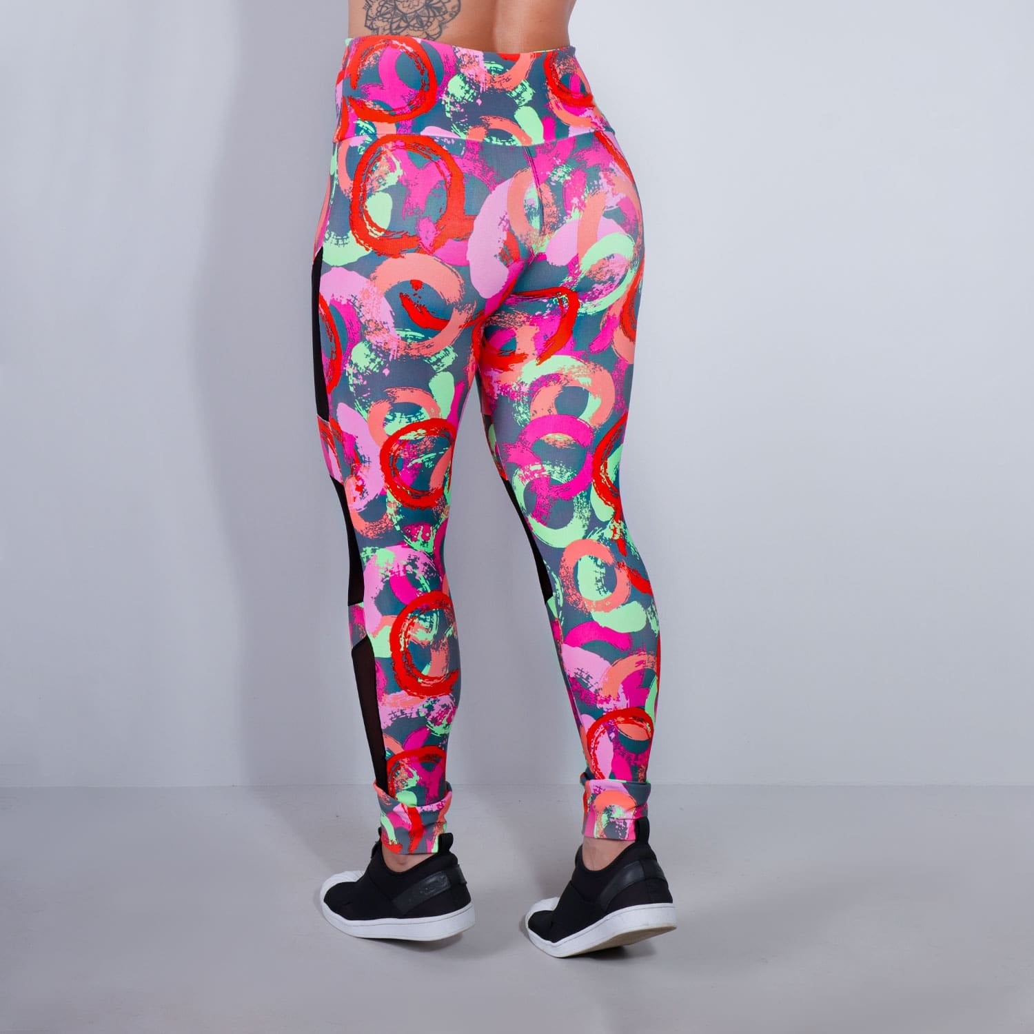 Calça Feminina Fitness Estampada com Tule Preto nas Pernas | Ref: 4.4.4252-3177