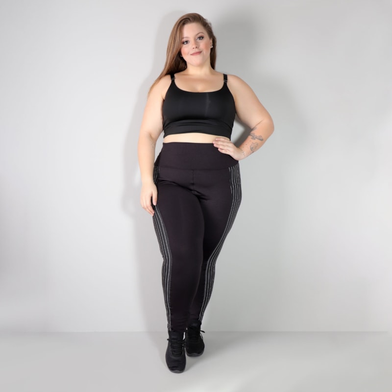 Calça Legging Plus Size Preta com Recortes de Risco de Giz | Ref: 4.4.4286-01