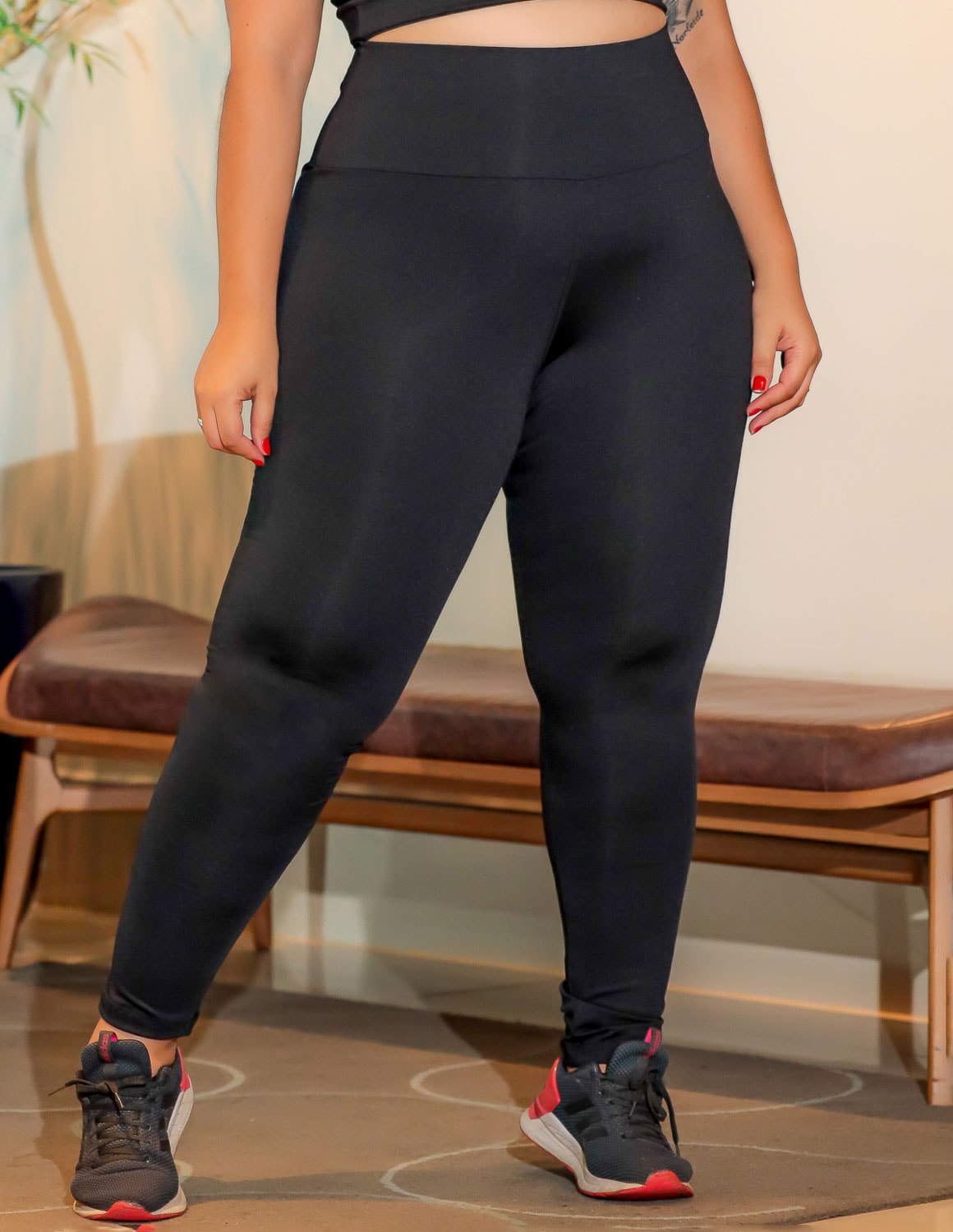 Calça Legging Plus Size Preta com Cós Alto | Ref: 4.4.4293-01