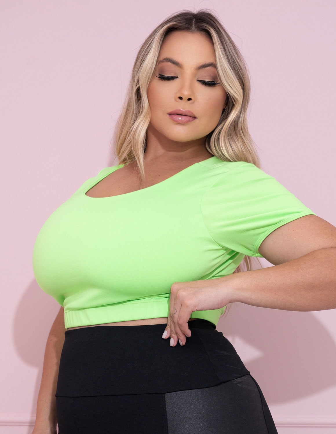Cropped Fitness Plus Size Verde Neon sem Bojo | Ref: 4.4.4300-32