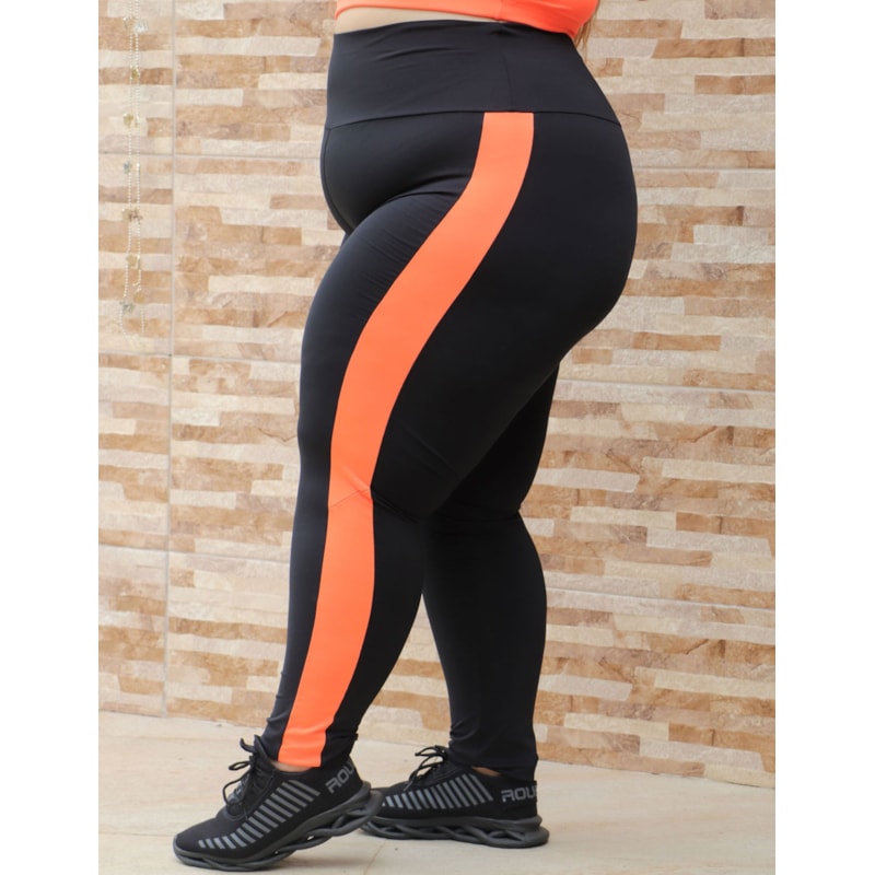 Calça Plus Size Preta com Recortes Laranja Neon | Ref: 4.4.4308-0137