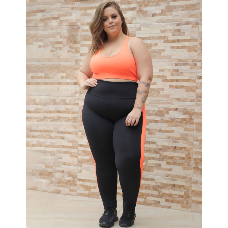 Calça Plus Size Preta com Recortes Laranja Neon | Ref: 4.4.4308-0137