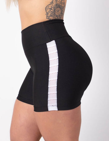 Short Preto com Recortes em Tela Branca nas Laterais | Ref: 4.4.4321-0102TELA