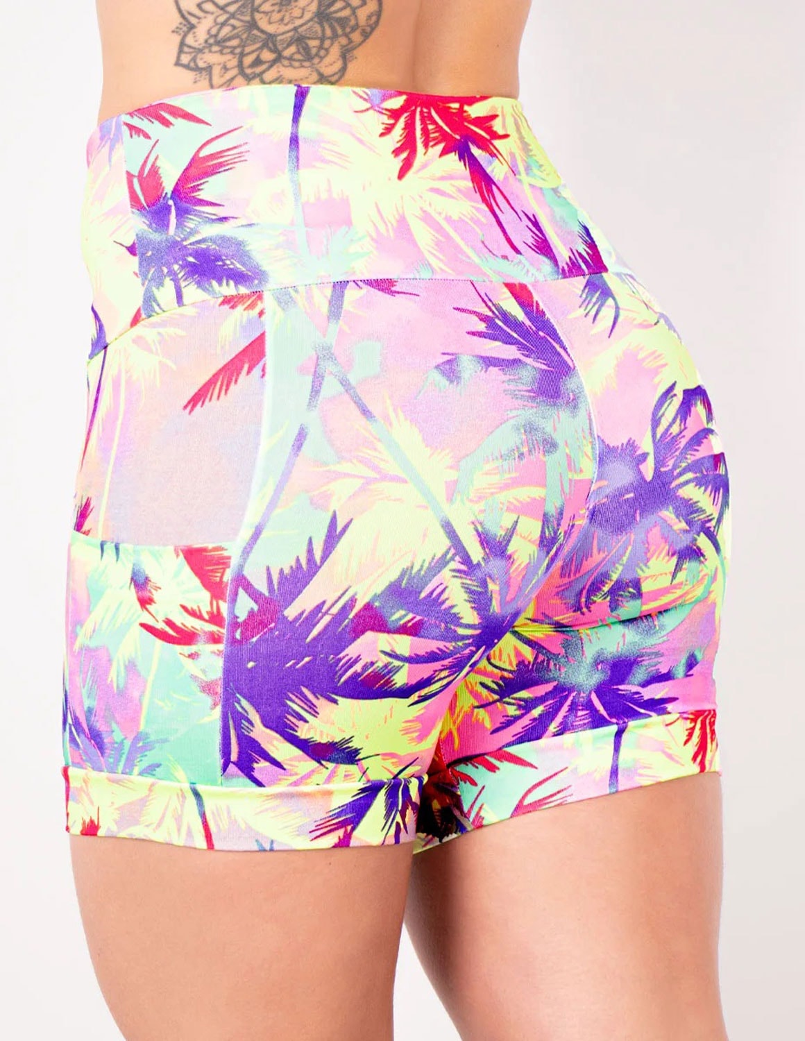 Short Feminino com Bolsos Laterais Estampado | Ref: 4.4.4347-3196