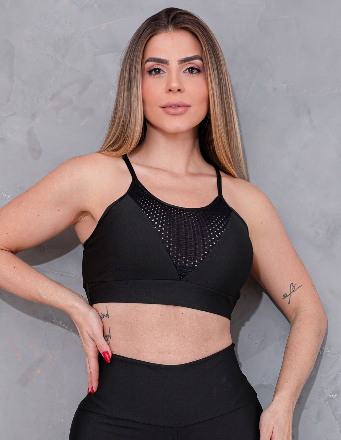 Cropped Fitness Preto com Bojo Removível | Ref: 4.4.4352-01