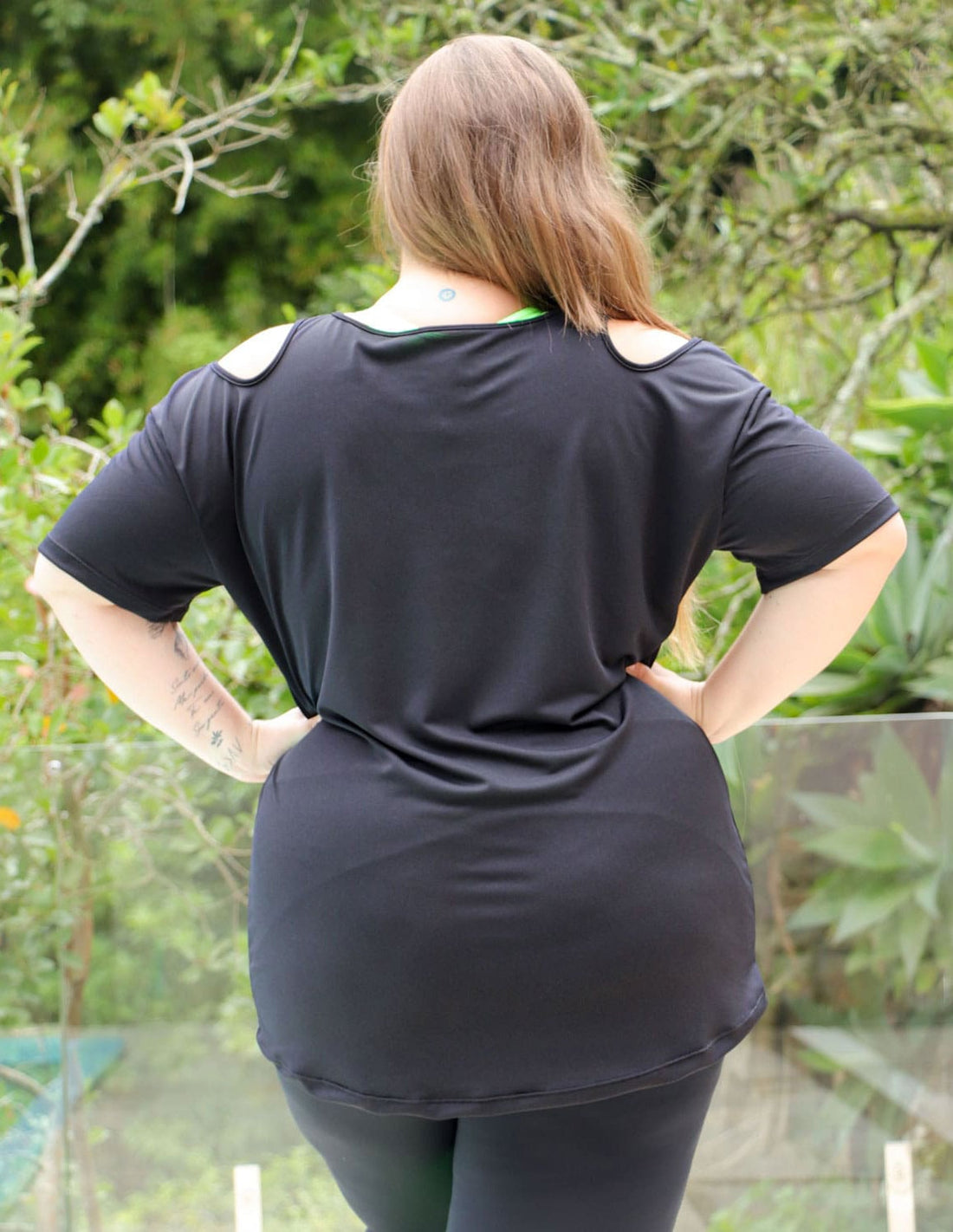 Blusa Plus Size Preta de Piquet de Poliéster | Ref: 4.4.4363-01