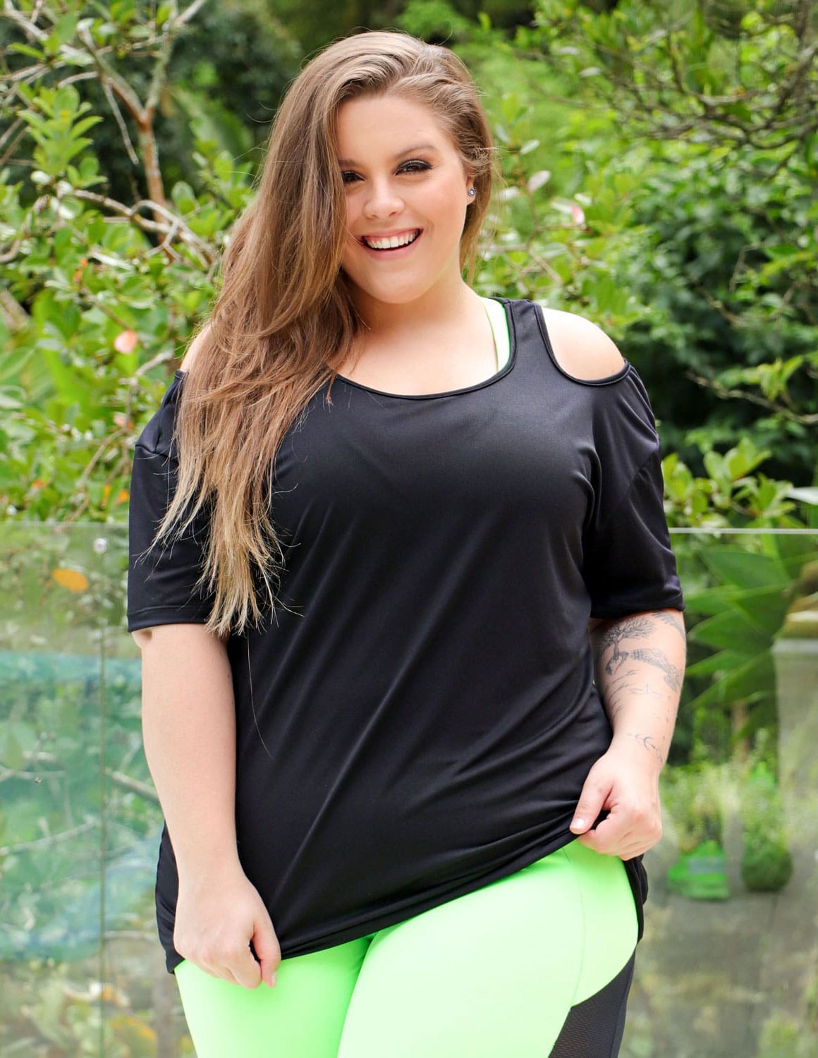Blusa Plus Size Preta de Piquet de Poliéster | Ref: 4.4.4363-01