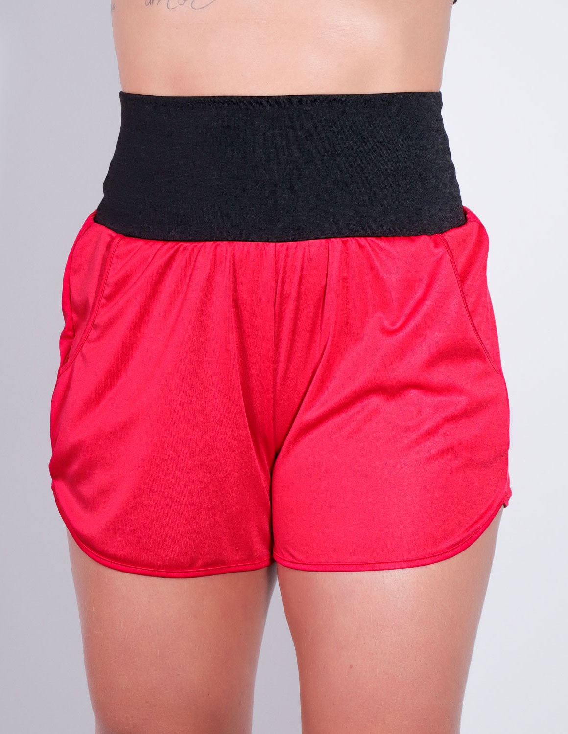 Shortinho Feminino de Piquet Vinho com Bolsos Laterais | Ref: 4.4.4364-2401