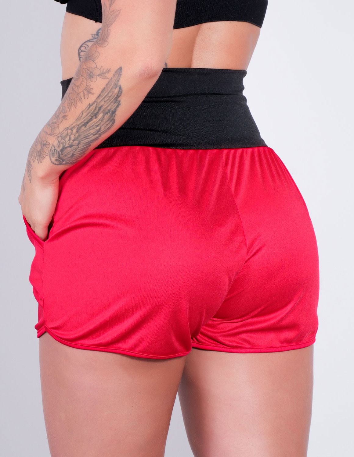 Shortinho Feminino de Piquet Vinho com Bolsos Laterais | Ref: 4.4.4364-2401