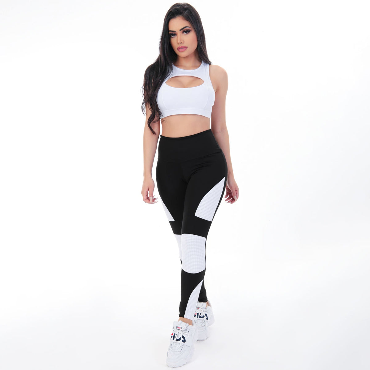Calça Legging Preta com Recortes em Poliamida | Ref: 4.4.4374-0102