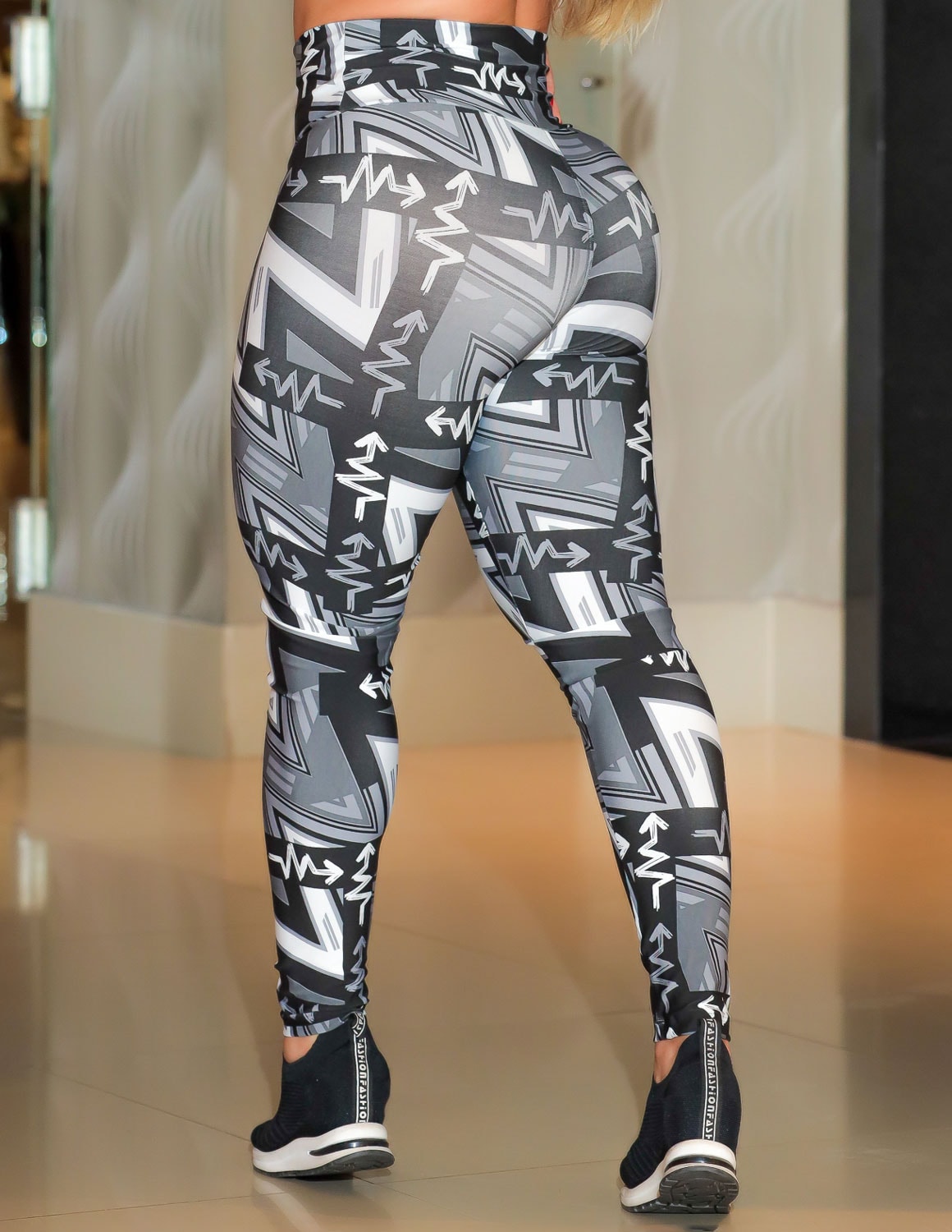 Calça Legging Fitness com Cós Alto e Estampa | Ref: 4.4.4381-3219