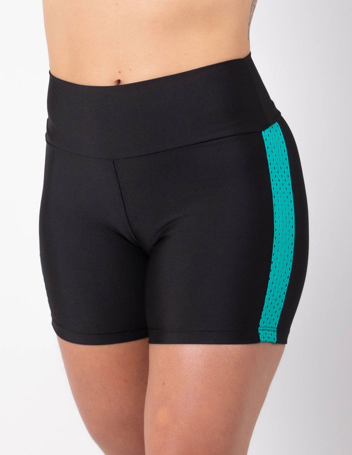 Short Preto com Tela de Poliamida Verde | Ref: 4.4.4382-0105