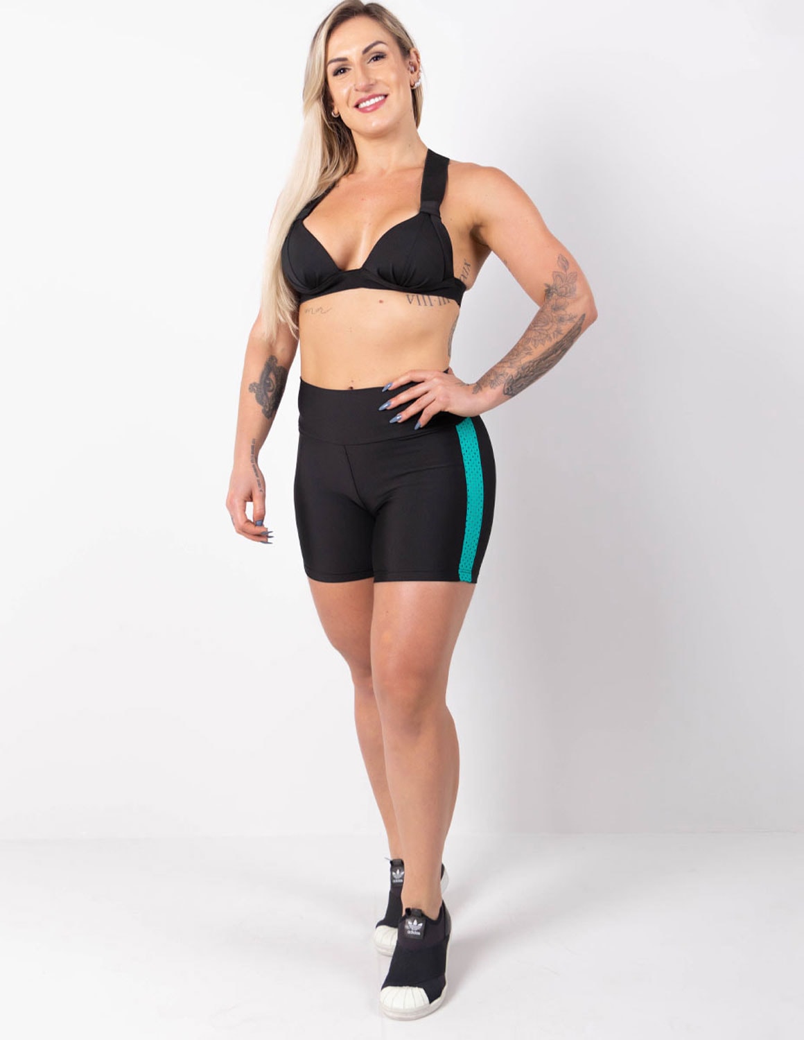 Short Preto com Tela de Poliamida Verde | Ref: 4.4.4382-0105