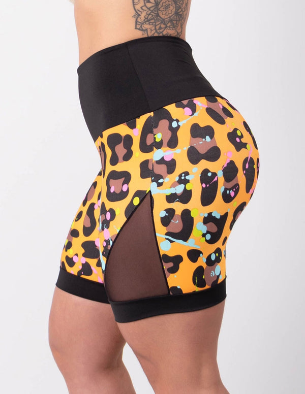 Shortinho Estampado com Recortes de Tela | Ref: 4.4.4404-3217