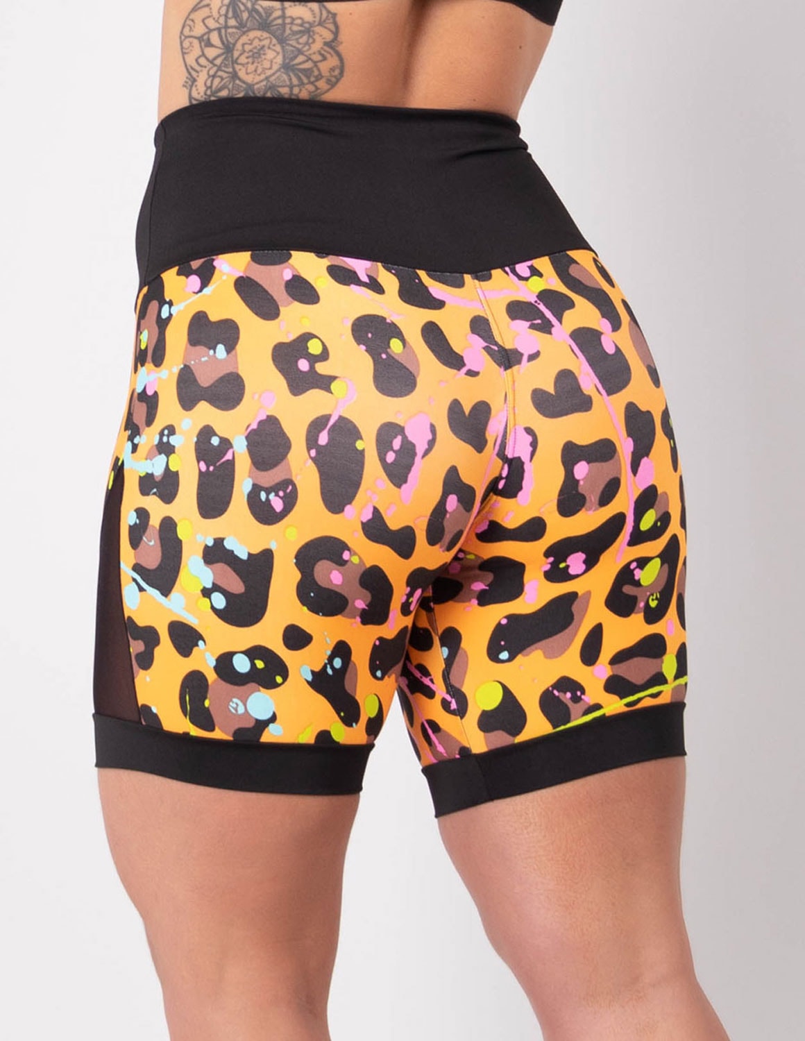 Shortinho Estampado com Recortes de Tela | Ref: 4.4.4404-3217
