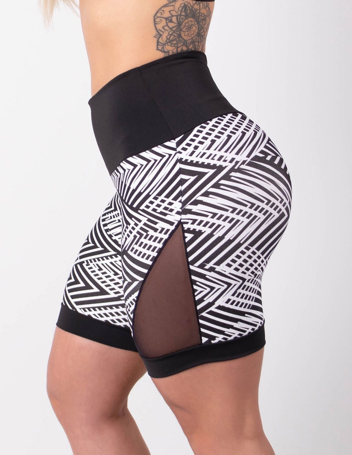 Shortinho Fitness Estampado com Tela nas Laterais | Ref: 4.4.4404-3231