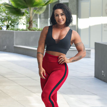 Conjunto Feminino com Cropped Preto com Bojo e Calça de Poliamida Texturizada | Ref: 6.6.0101-0111