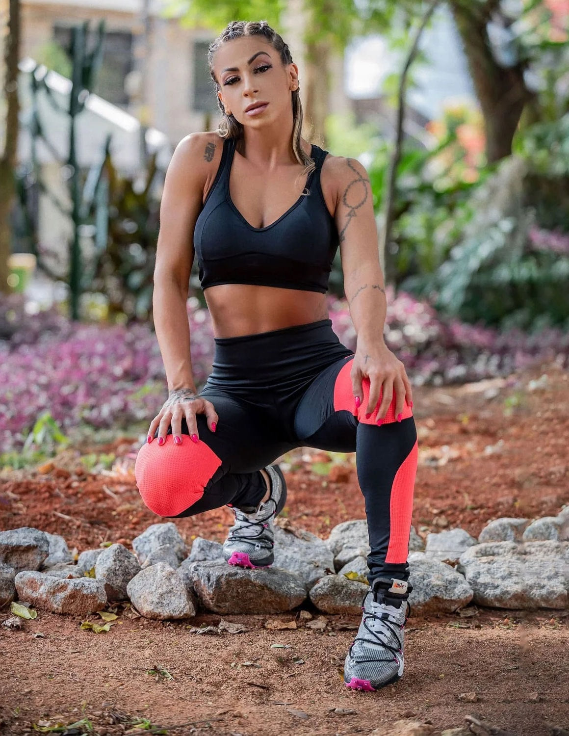 Conjunto Preto com Calça com Tela Laranja e Cropped com Bojo | Ref: 8.8.0154-01
