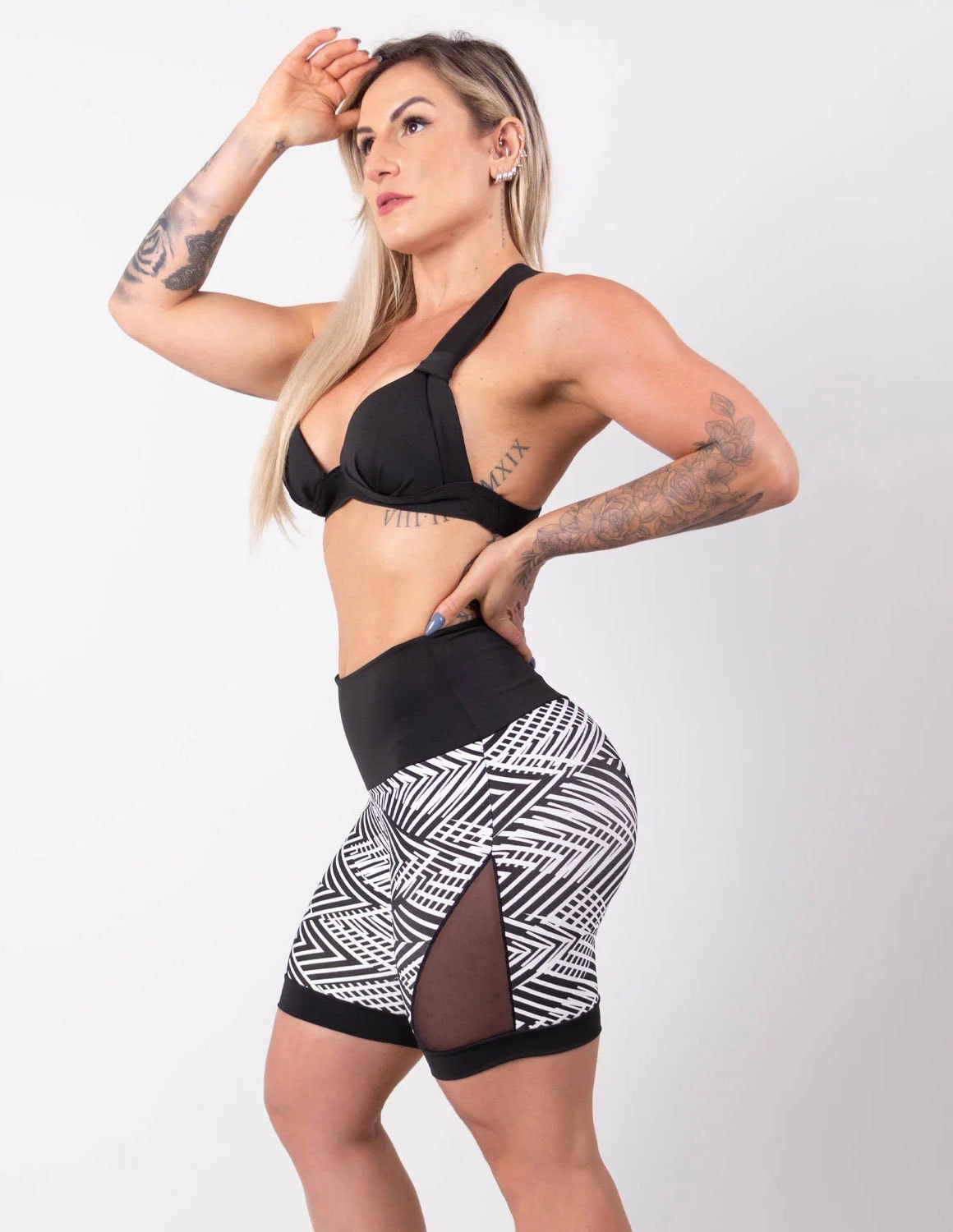 Conjunto Estampado Short com Recortes em Tela e Top com Bojo | Ref: 8.8.0177-3231