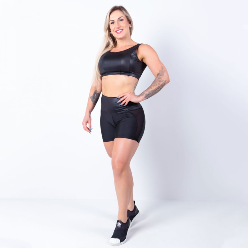 Short Preto com Detalhes em Cirrê e Recortes Laterais de Tela Preta | Ref: 4.4.4192-01CIRRÊ