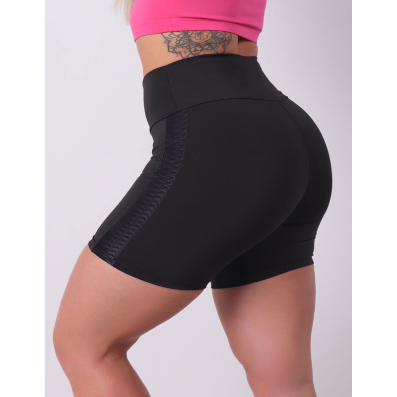 Short Preto com Recorte Texturizado nas Laterais | Ref: 4.4.4416-01
