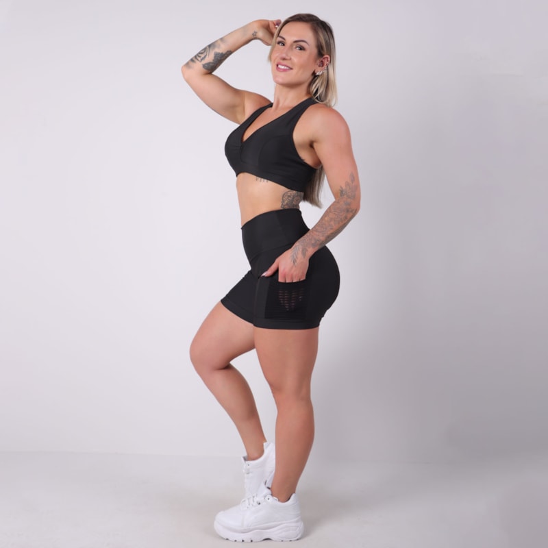 Conjunto Preto Short om Bolsos nas Laterais e Top com Bojo Removível | Ref: 8.8.0180-01