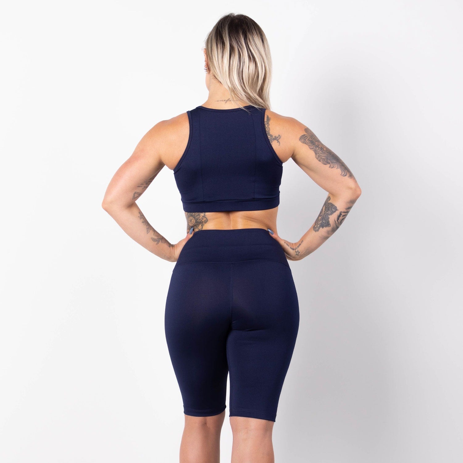 Conjunto Feminino Azul Marinho Cropped com Bojo e Bermuda Ciclista | Ref: 8.8.0185-18