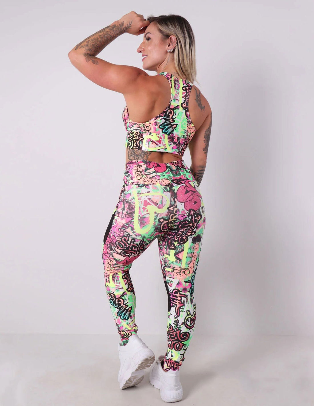 Conjunto Estampado com Cropped com Bojo e Calça Punho com Tule | Ref: 8.8.0190-3165