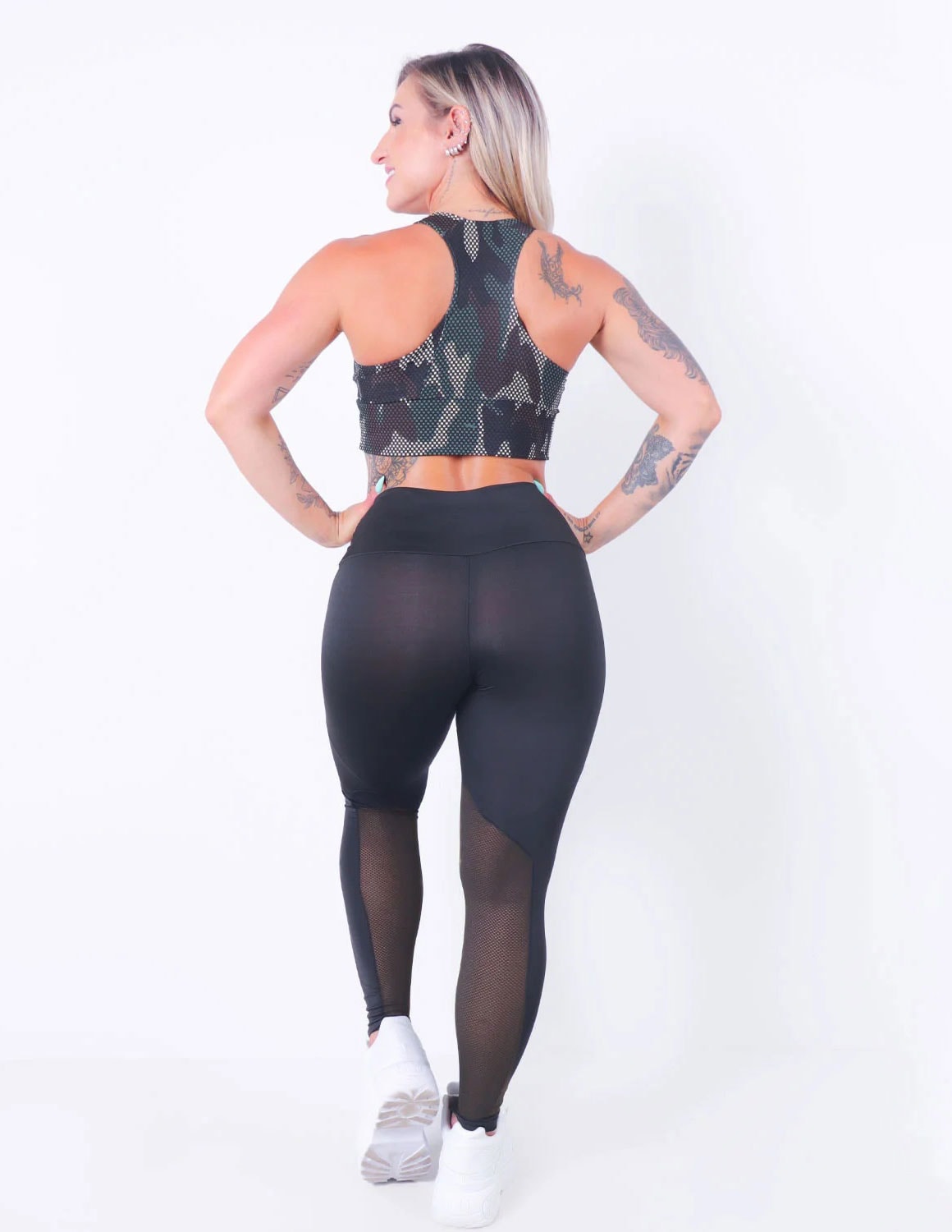 Conjunto Estampado com Calça Legging e Cropped com Bojo | Ref: 8.8.0192-3166