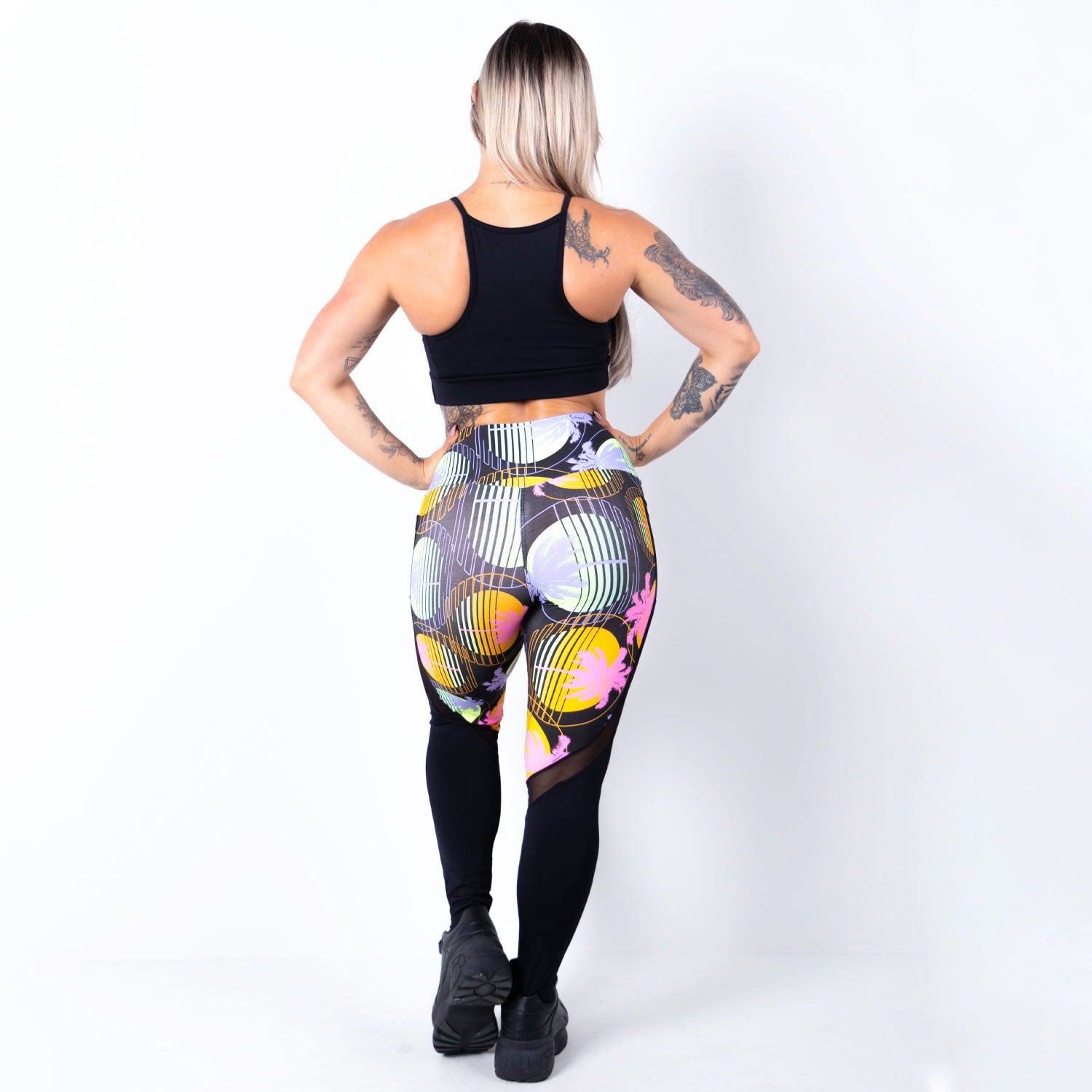 Conjunto Feminino Calça Estampada com Bolsos e Tela com Top sem Bojo | Ref: 8.8.0193-3169