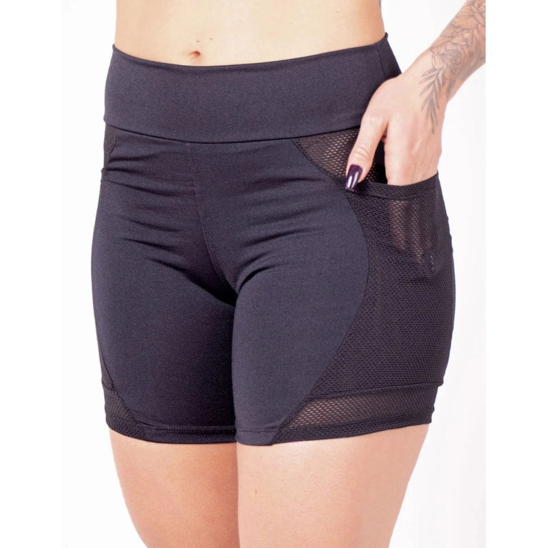 Bermuda Meia Coxa Preta com Bolsos Laterais e Recortes de Tela | Ref: 4.4.4397-01