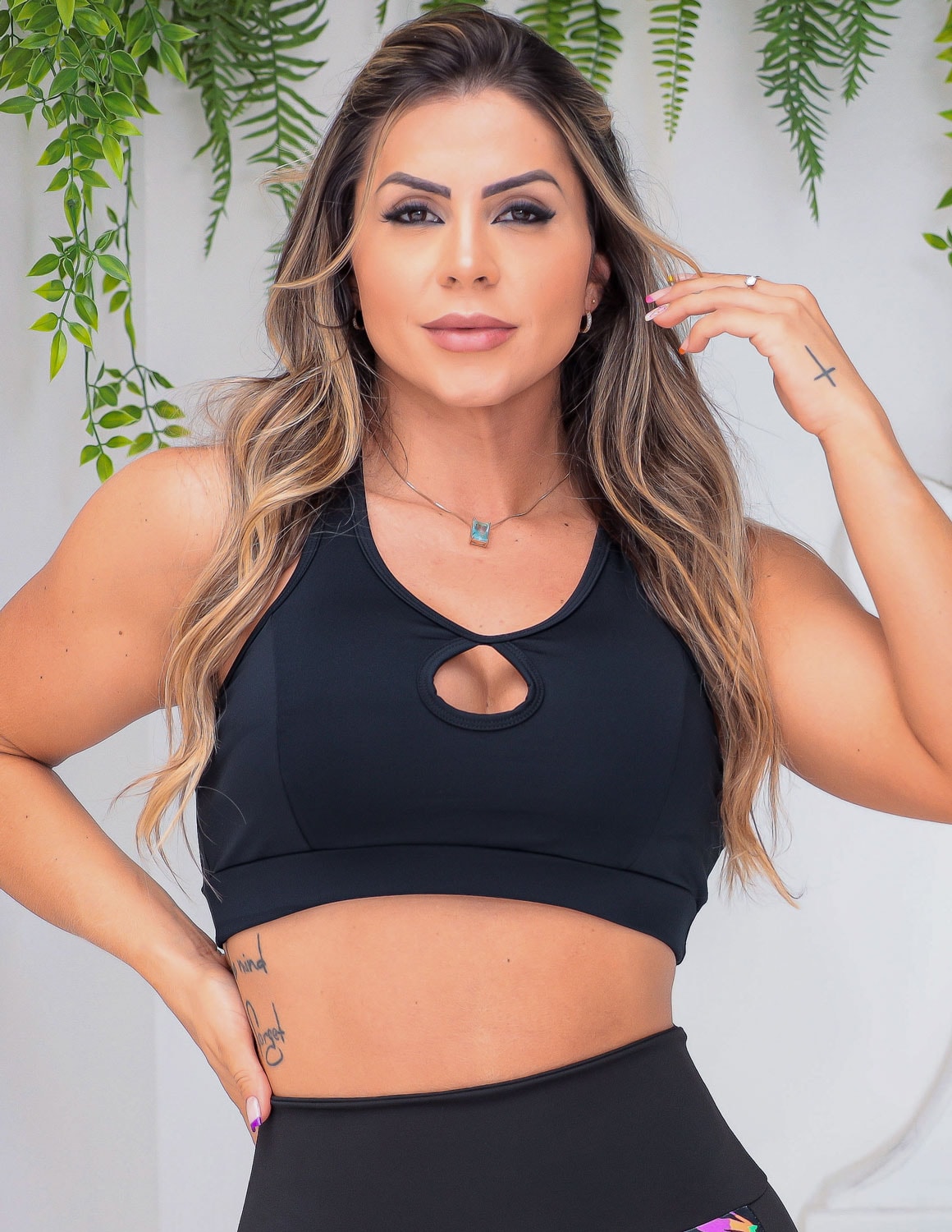 Cropped Fitness com Bojo e Decote | Ref: 4.4.4277-01
