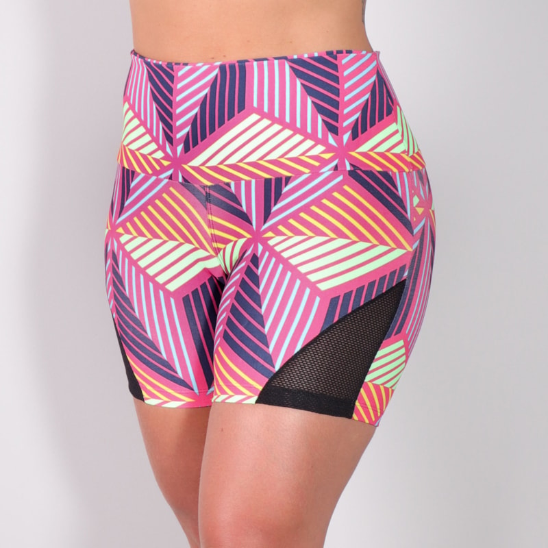 Short com Estampa e Recortes de Tela Preta | Ref: 4.4.4198-3151