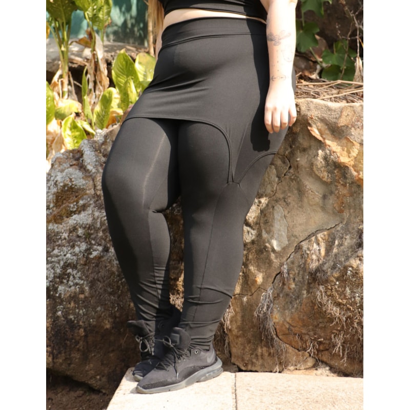 Calça Legging Plus Size Preta com Tapa Bumbum | Ref: 4.4.4055-01
