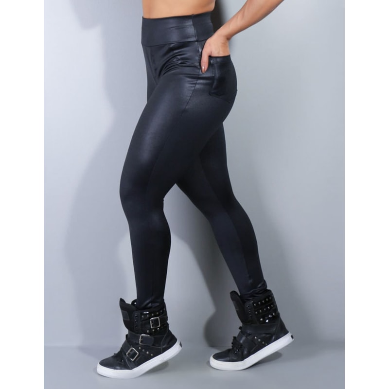 Calça Fitness Fusô Preta em Cirrê com Bolsos | Ref: 4.4.1741-01