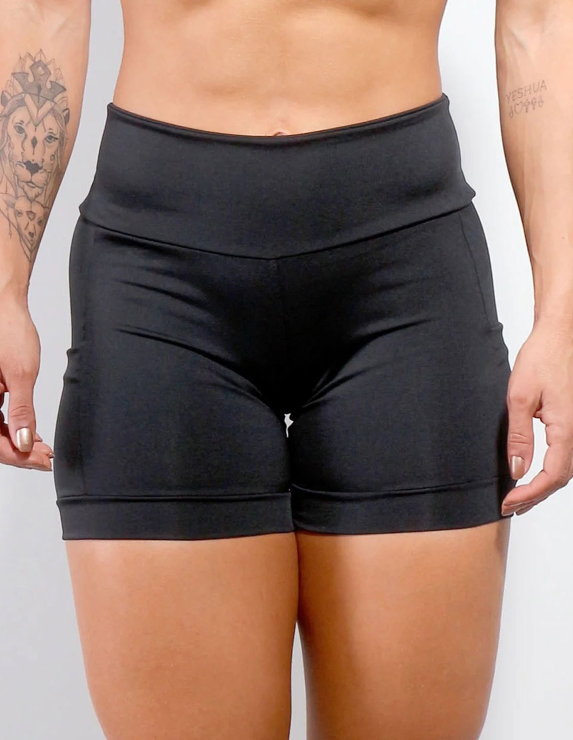 Short Preto com Bolsos | Ref: 4.4.4186-01