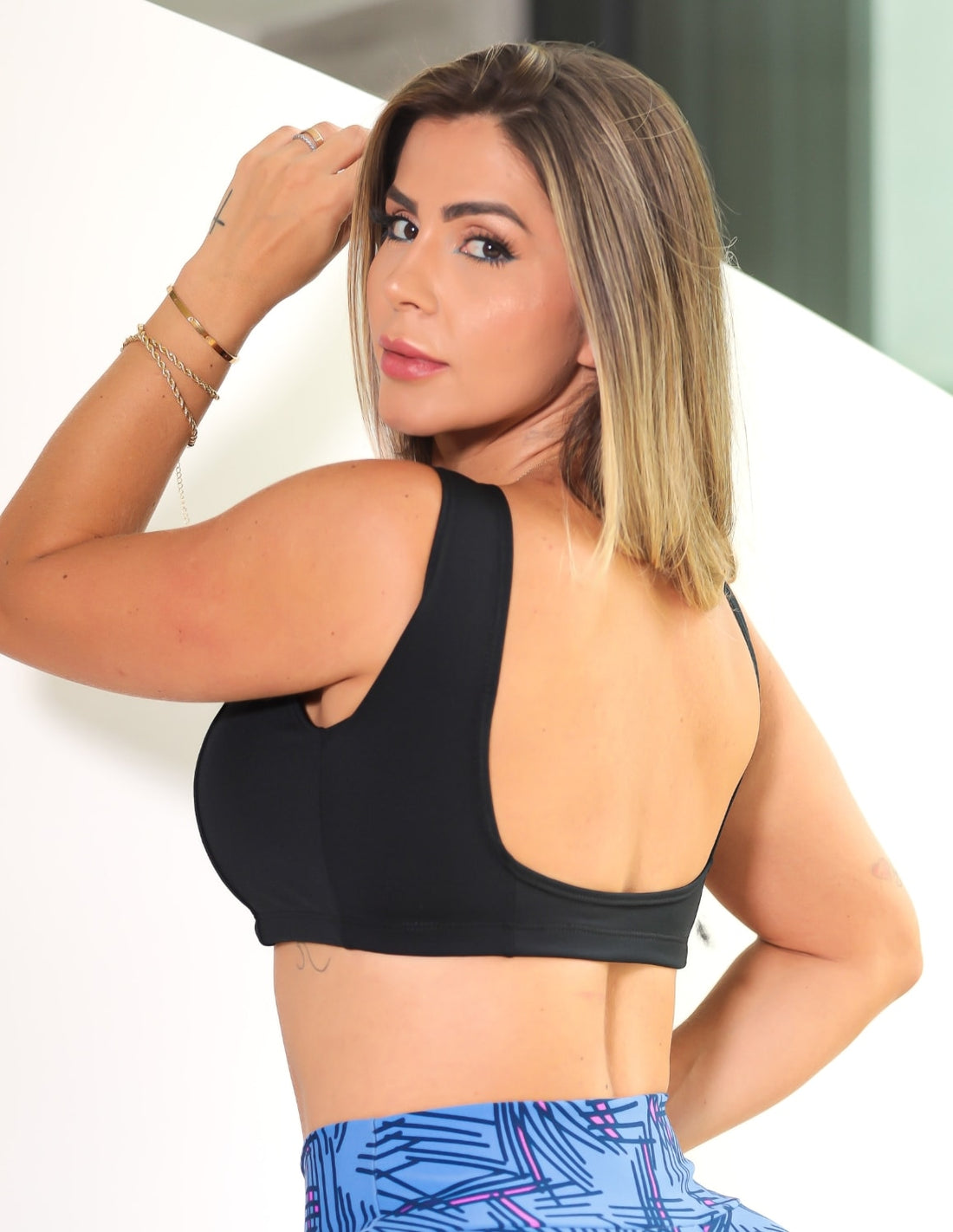Cropped Fitness Feminino sem Bojo Preto | Ref: 4.4.4324-01
